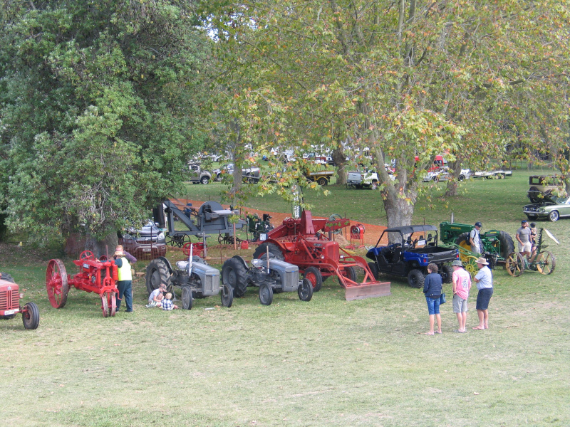 More vintage tractors Farming like grandad 2025 photo 13